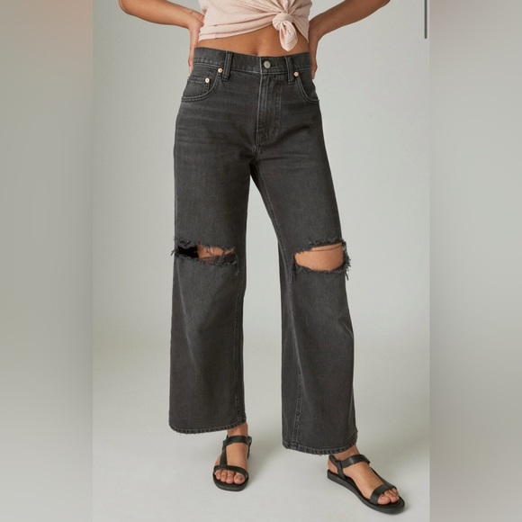 Lucky Brand Denim - Lucky Brand Jeans Low Rise Super Wide Leg Women Size 8/29 Faded Black Distressed